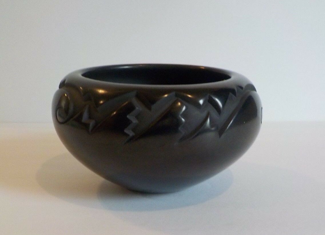 Santa Clara Black on Black Carved Pottery Bowl, Joseph & Eunice Naranjo